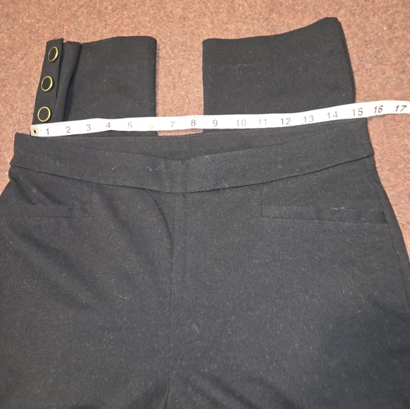 Chico's Soze .5 (US 6) Stretchy Ankle Pant With Gold Buttons On Ankle Black - Picture 2 of 7